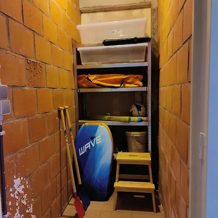 Nieuw Modern Vlakbij Apartamento