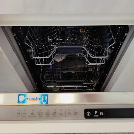 Nieuw Modern Vlakbij Apartamento