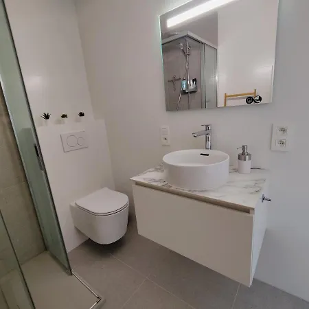 Nieuw Modern Vlakbij *