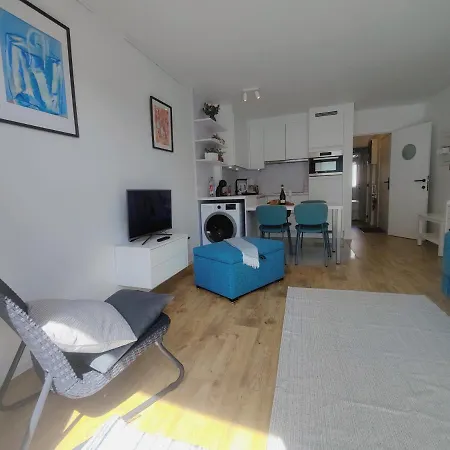 Nieuw Modern Vlakbij Ostende